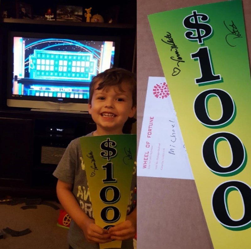 "Moj sin jako voli Kolo sreće! Pisali smo im, a onda su nam poslali ovaj dar za sina i potpisali se."