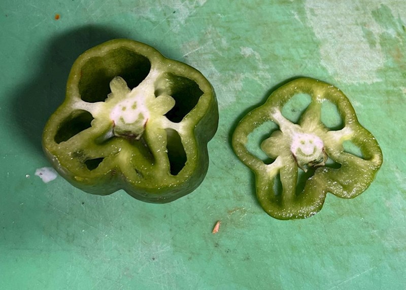 5. "Paprike koje sam rezala u sredini imaju smajlić"