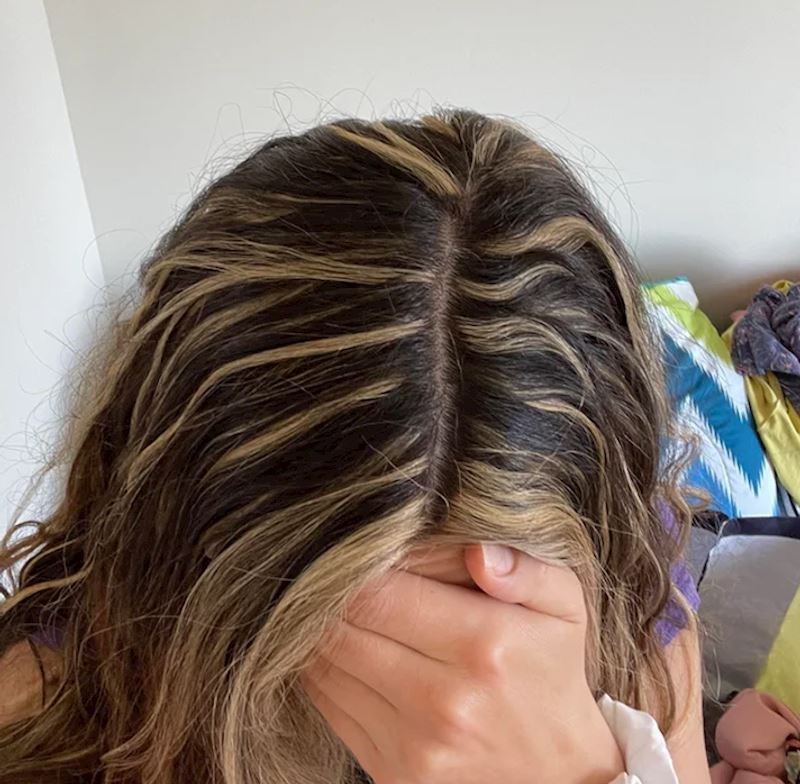 11. "Skoro sam se rasplakala nakon što mi je mama slikala kosu"