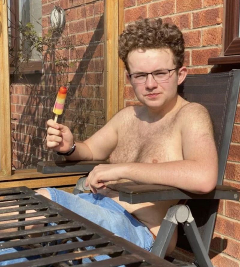 3. Ovaj dečko ima 22 godine, a mnogi misle da je puno mlađi jer ima "dječje" lice.