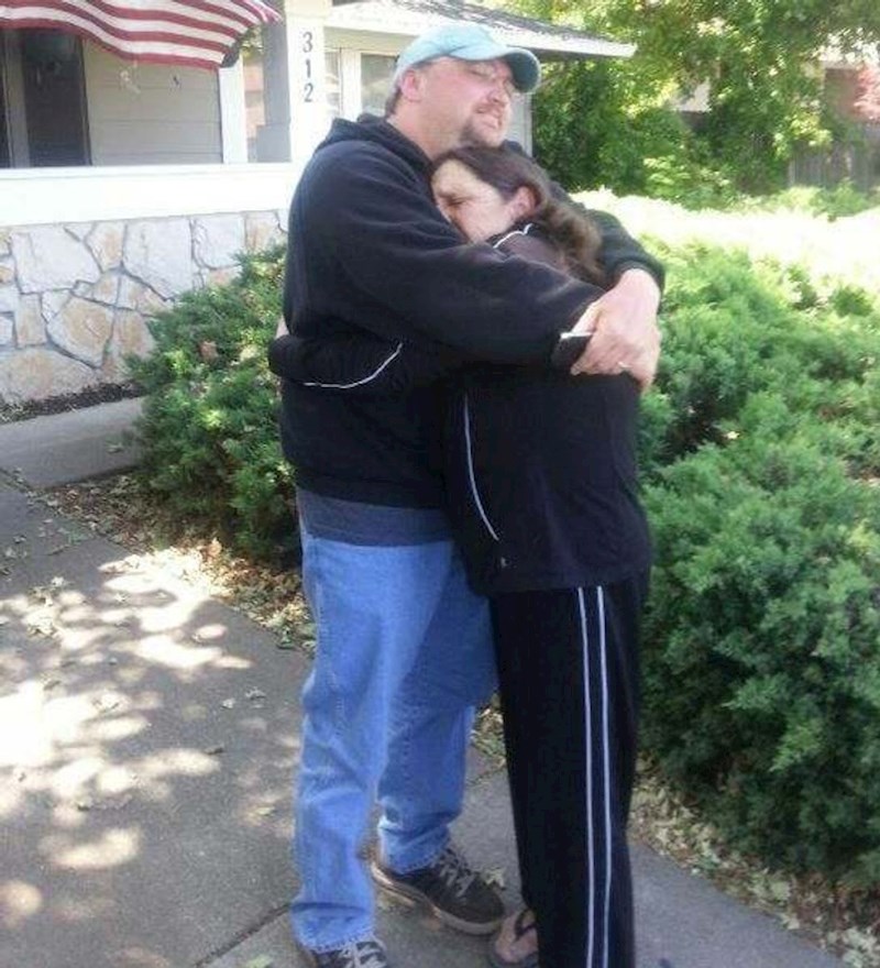 6. "Prošli vikend sam prvi put upoznao svoju biološku majku, prošlo je 39 godina"