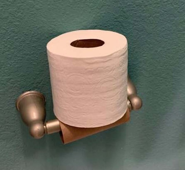 "Evo kako moja žena stavlja novu rolu wc papira..."