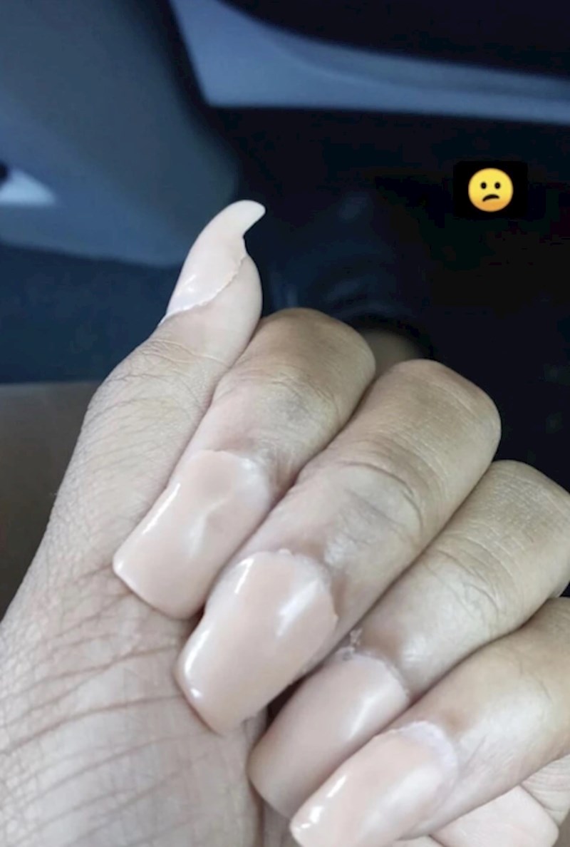 "Čovječe, što su mi to učinili s noktima?"