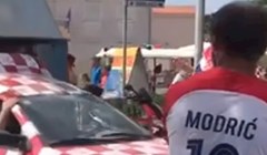 Video hrvatskih navijača je hit na Fejsu, morate vidjeti kakav su spektakl pripremili za utakmicu