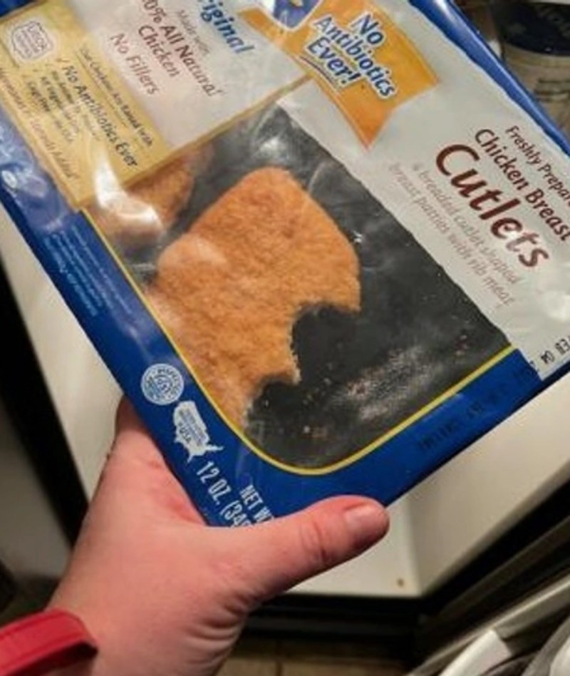 "Otkrili smo da u kući imamo malog dinosaura."