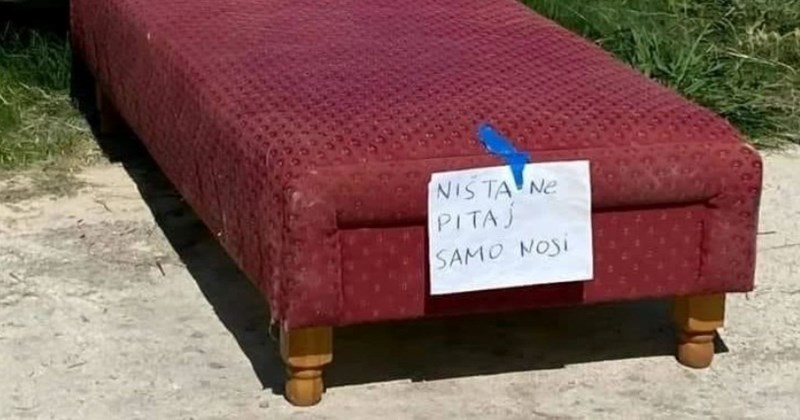 Odlučili su se riješiti starog kreveta i ostavili dvije urnebesne poruke, morate vidjeti!