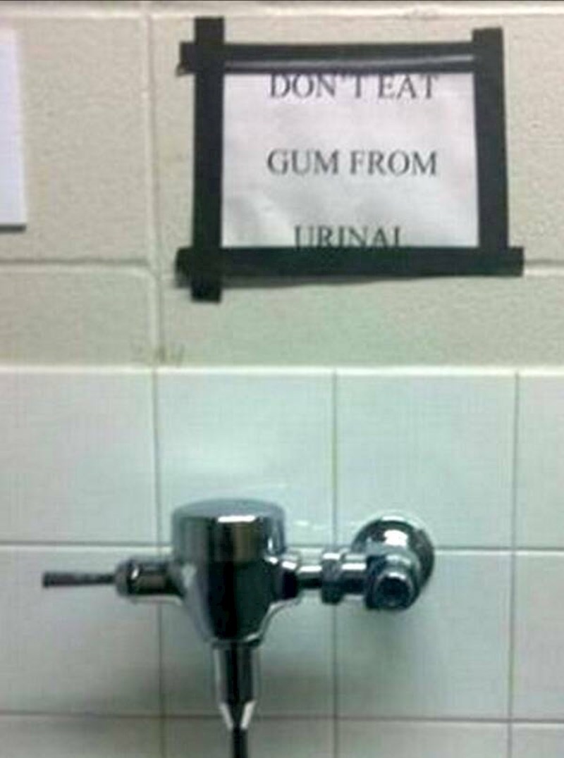 9. Uopće ne želimo znati zašto su morali staviti ovu obavijest...