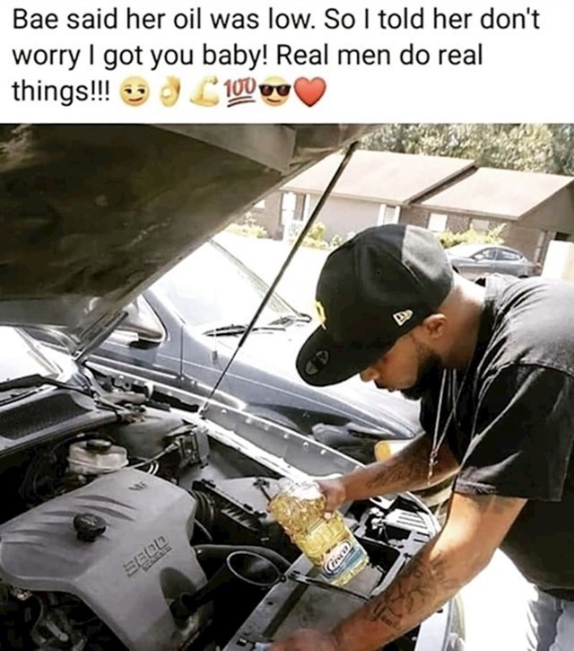 Rekao je da će joj promijeniti ulje u motoru pa poslao ovu šaljivu fotku.