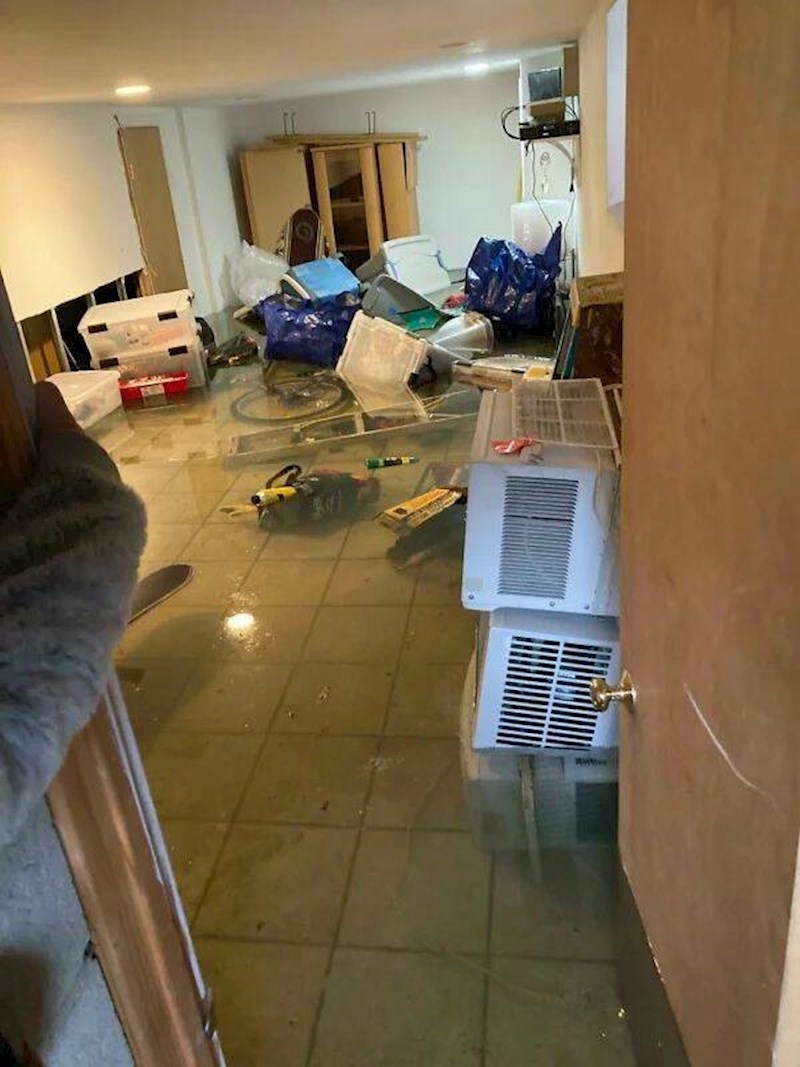 14. Ma samo mala poplavica, ništa strašno!