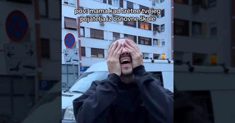Video pokazuje kako se svaka mama ponaša kad vidi naše prijatelje iz škole, urnebesan je!