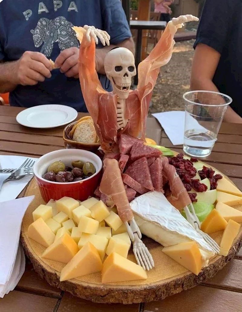 15. "Cijenim ideju, ali molim vas nemojte ovako servirati hranu"