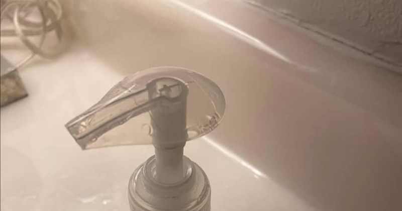 Prizor iz jedne kupaonice nasmijao ljude, sve će vam biti jasno kad vidite ovu bizarnu ideju