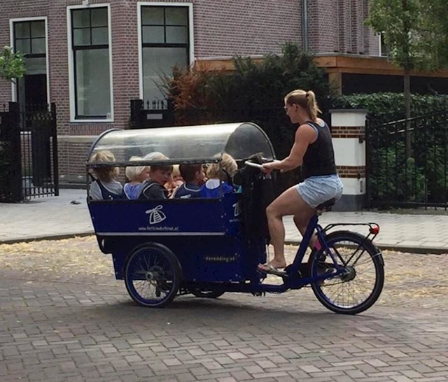 4. Ovako djeca u Amsterdamu putuju u vrtić