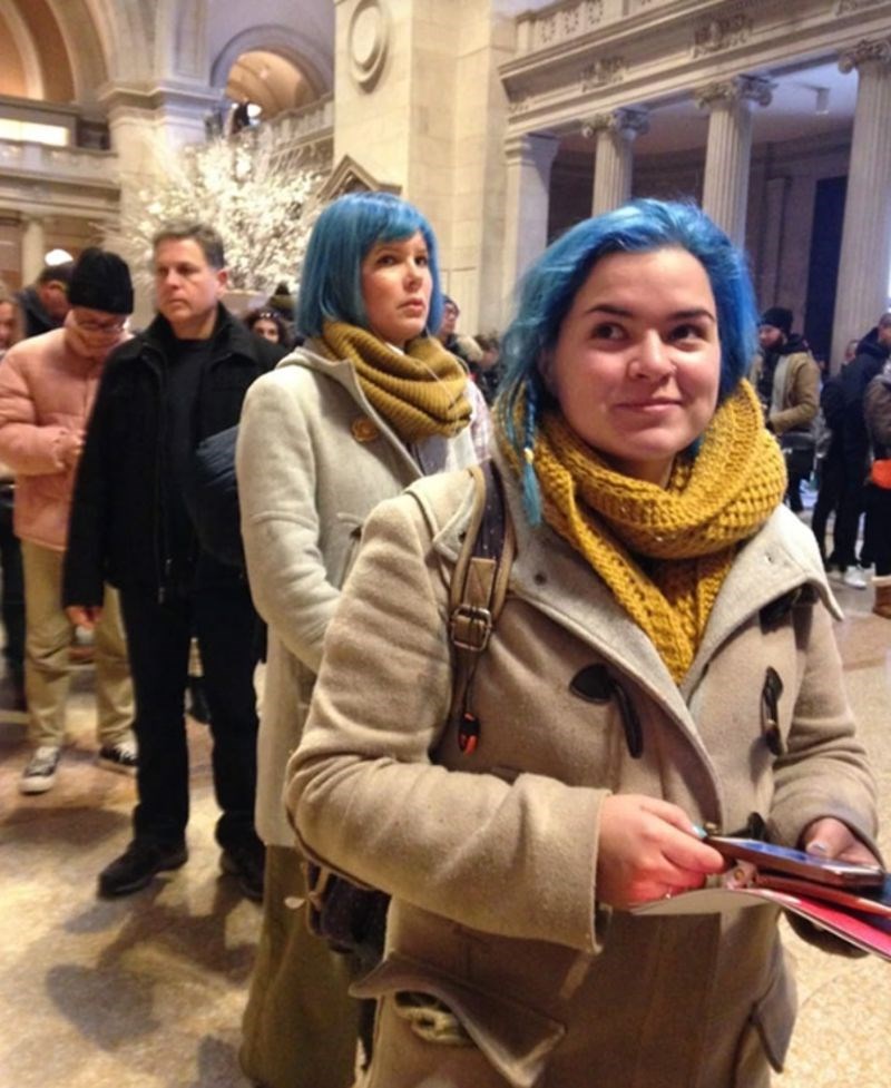 7. Ne poznaju se, ali imaju istu frizuru i modni stil.