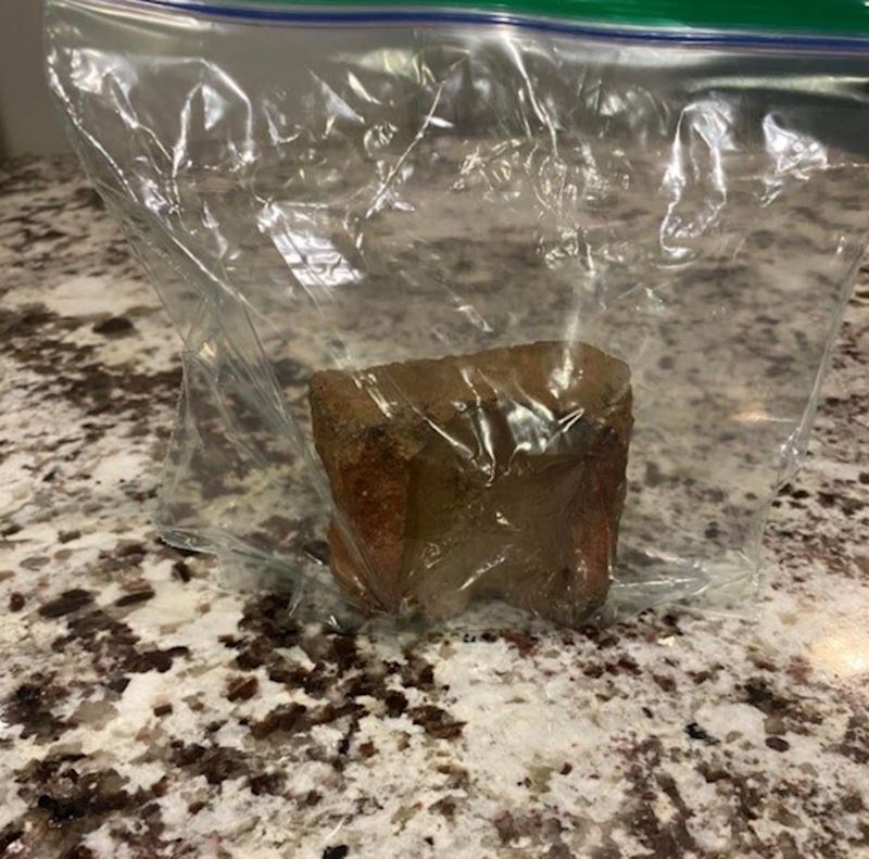 "Moj sin je u kuću donio komad cigle i spremio ga u vrećicu za čuvanje. Kao da će mu ta cigla ikad više trebati."