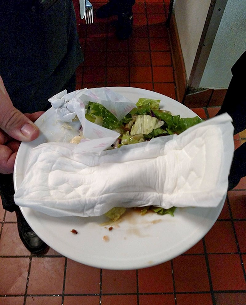 9. "Ako ništa, barem nije korišten. Odvratno!"