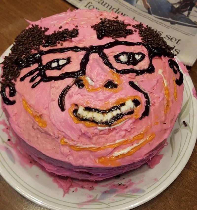 "Kad bi Danny DeVito bio torta, ovako bi izgledao"