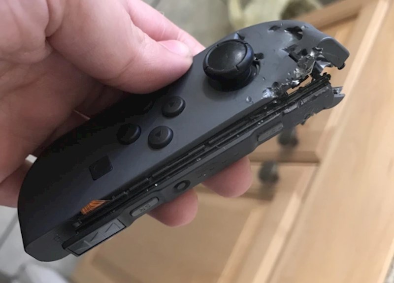 "Mjesecima sam štedio za Nintendo Switch samo da bih ga ujutro pronašao u ustima svog psa"