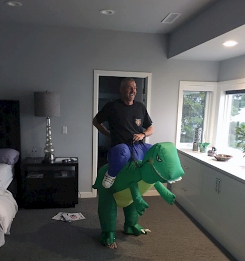 "Danas me tata ujutro dočekao u ovom izdanju"