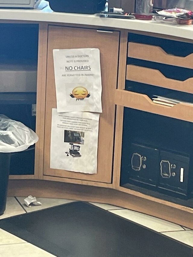 1. Blagajnici ne smiju sjesti ako nemaju liječničku potvrdu da im se to mora odobriti