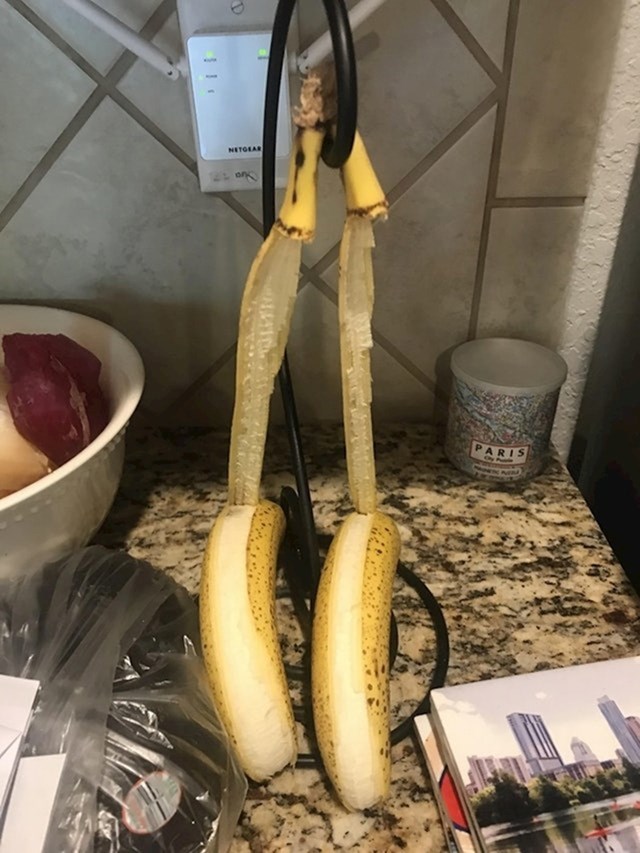 "Obješene banane su mi dale do znanja da su spremne za konzumaciju."