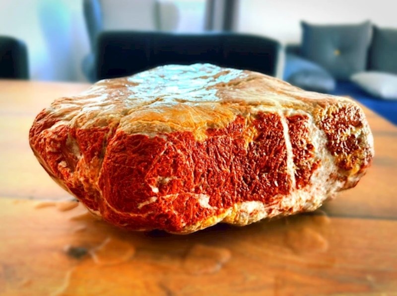 Kamen izgleda kao odrezak