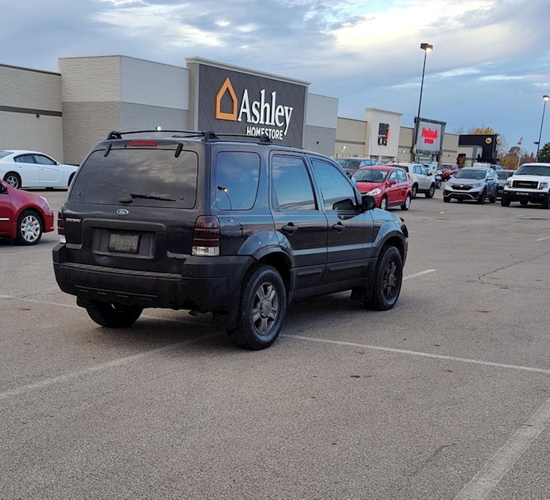 3. "Danas sam snimio pravi primjer glupog i bezobraznog parkiranja"