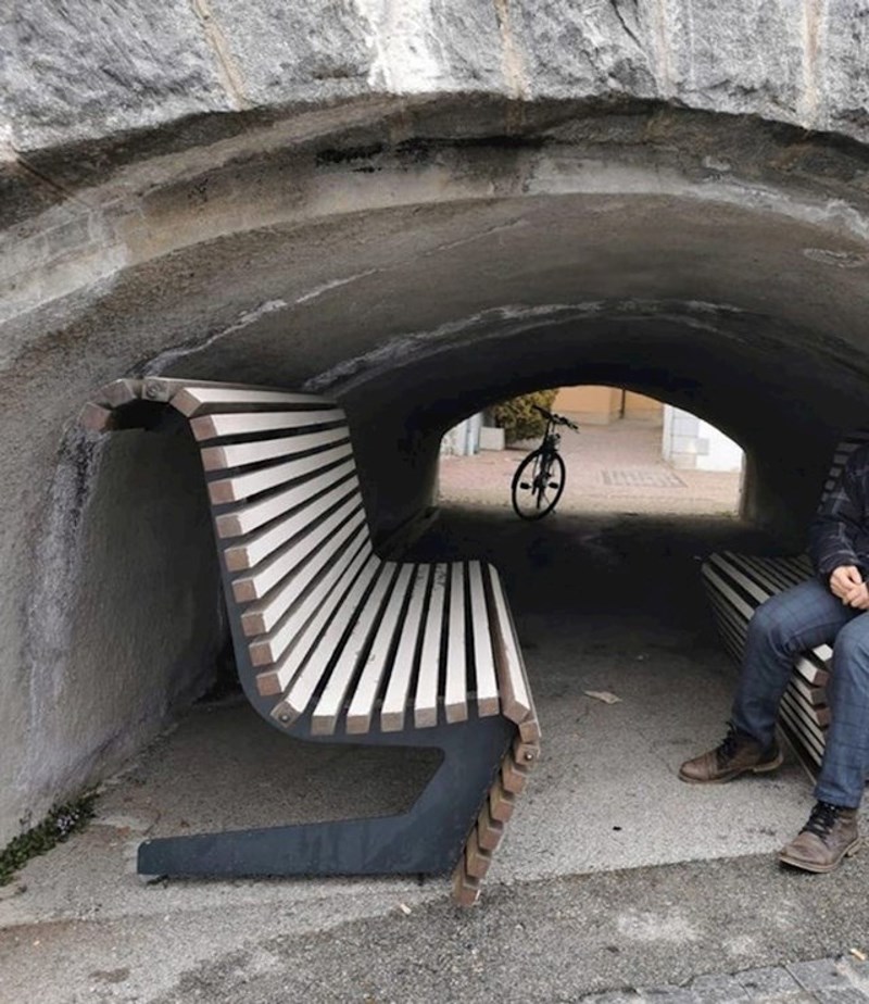 18. Ova klupa nije za svakoga.