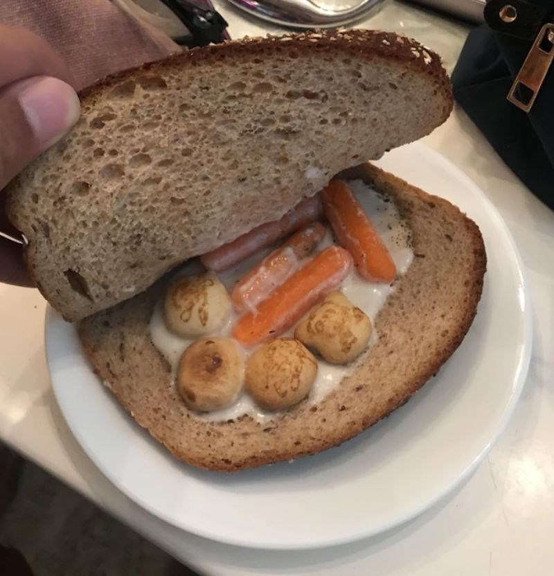 "Ponudila se napraviti mi sendvič, nisam imala srca odbiti, a sad se bojim probati..."