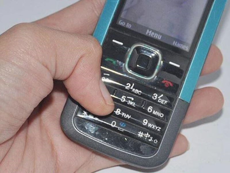 1. Današnji mladi i djeca nikad neće znati kako je bilo pisati po ovakvoj tipkovnici