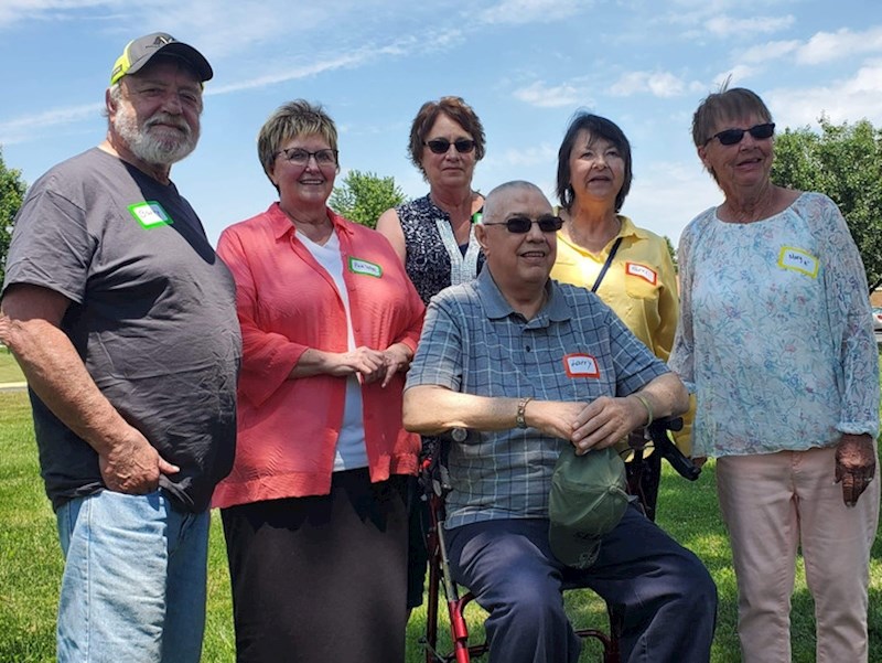 5. "Moj tata (73) je prvi put upoznao svog brata i sestru"