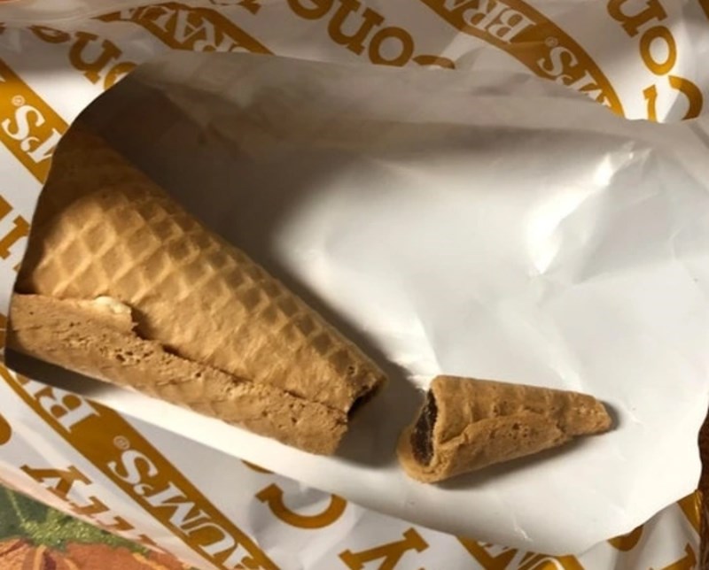 4. "Slomio mi se najbolji dio sladoleda!"