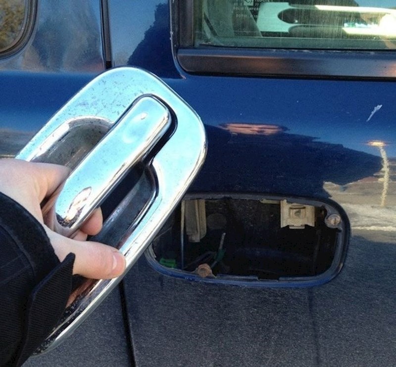 14. "Da, ništa od posla danas. Laku noć svima!"