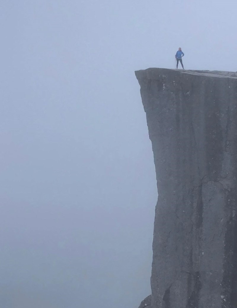 6. "Iz Floride sam putovala u Norvešku i četiri sata planinarila ne bih li vidjeti spektakularan pogled s ove planine. Evo što me dočekalo."