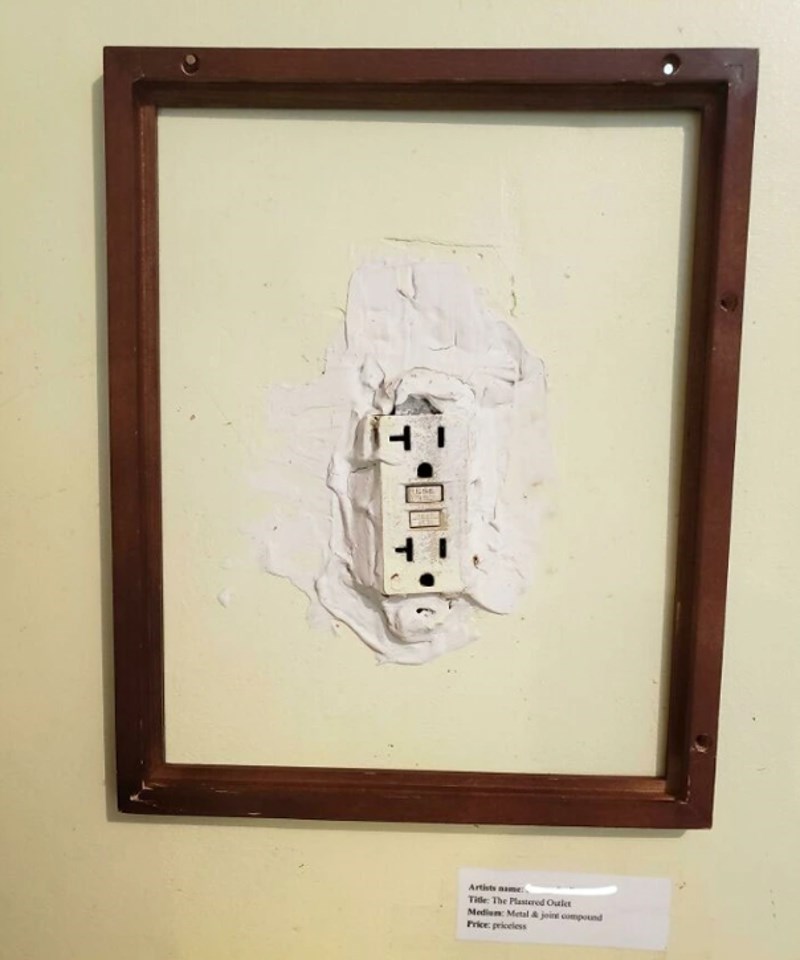 16. "Moja tata baš nije vješ u renovacijama pa smo odlučili uokviriti njegov posljednji rad"