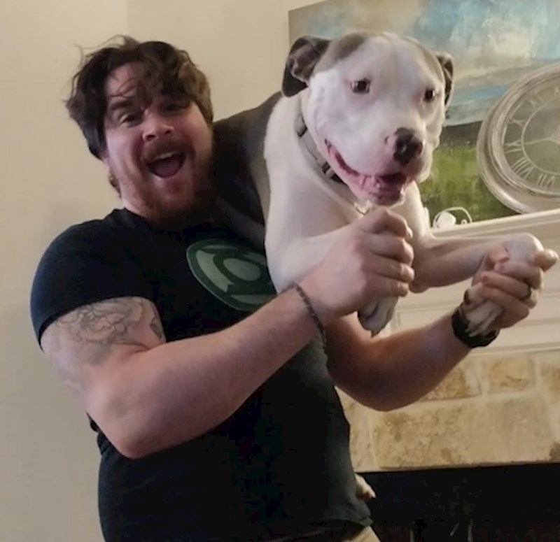 11. "Pravimo se da je mali"