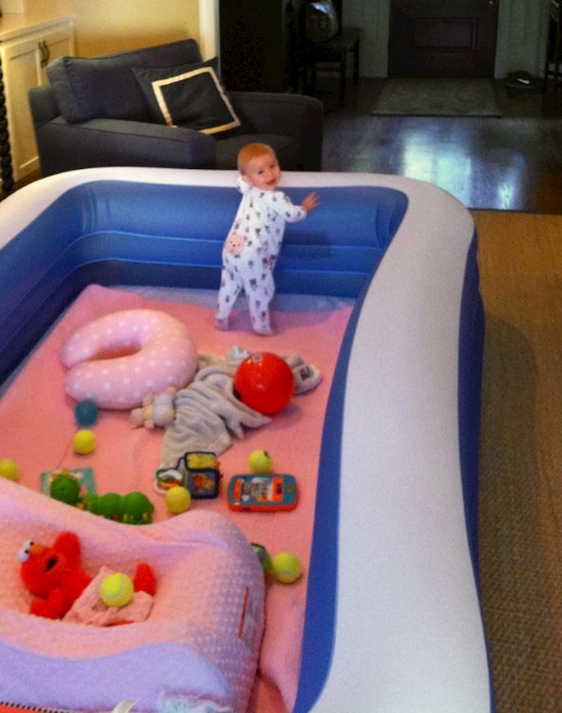 "Tek je počela hodati, a ovako je na sigurnom dok ja radim nešto po kući"