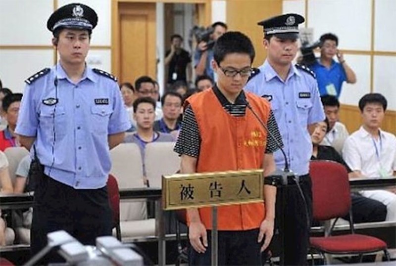 U Kini bogataši i moćnici nerijetko angažiraju dvojnike da umjesto njih idu u zatvor (za novčanu naknadu, naravno).