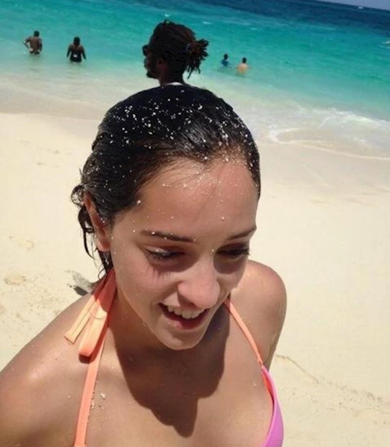 3. Izgleda kao kosa, a zapravo je u pozadini osoba.