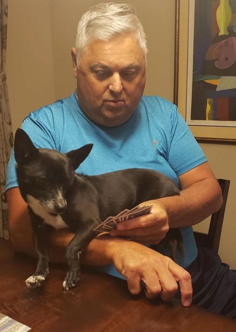 17. "Kaže da mu donosi sreću i svaki put kad igra jadan pas mora biti s njim."