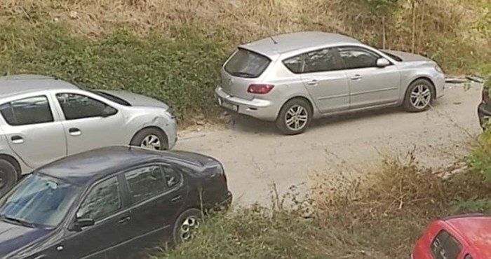 Ekipu na Fejsu oduševila snalažljivost vozača iz Splita, pogledajte kako je parkirao auto
