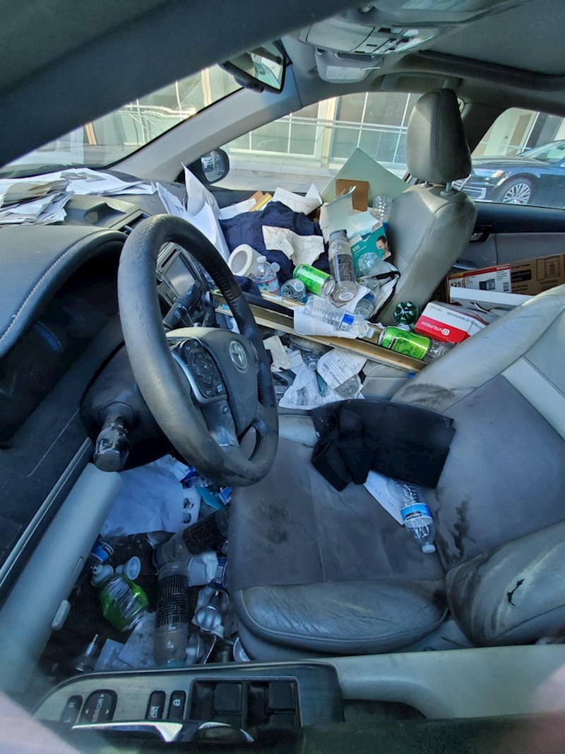 6. "Ovo je prvi auto koji sam odbio parkirati. Odvratno"