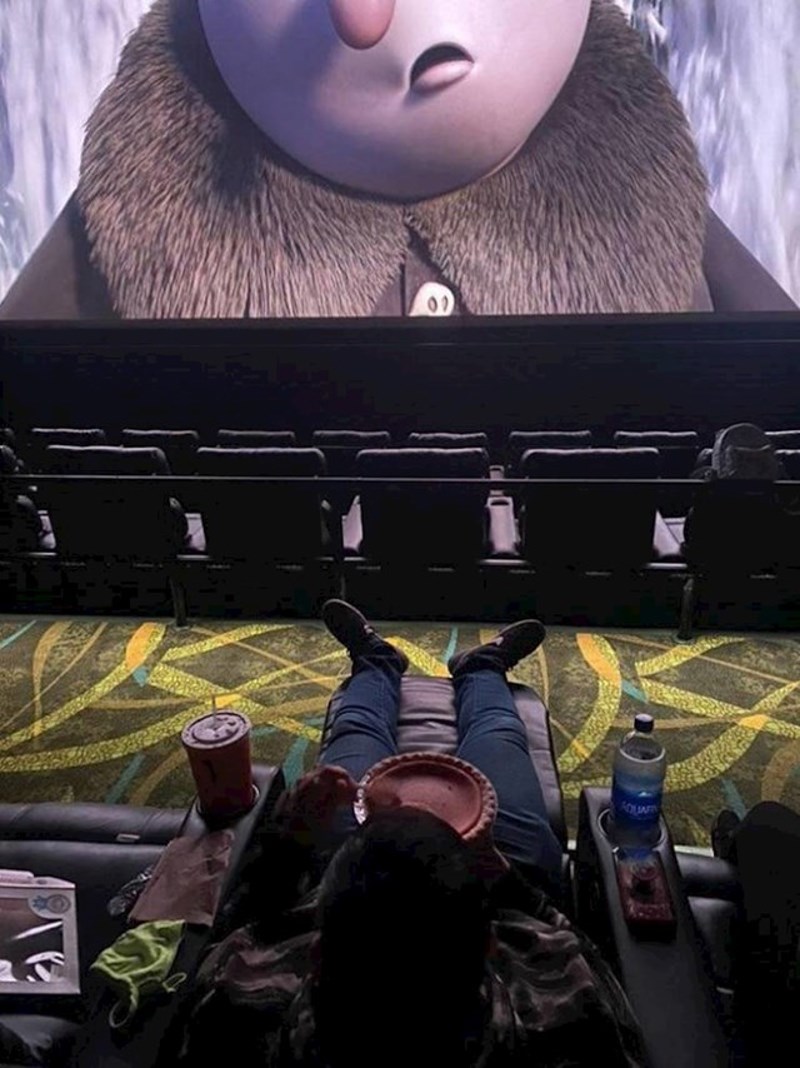 "Tip koji je sjedio ispred mene u kinu jeo je pitu od krumpira."