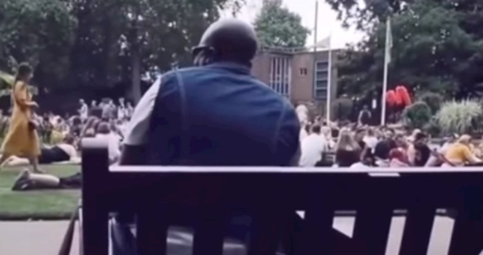 Muškarac u parku punom ljudi počeo pjevati hit Bon Jovija, ono što je uslijedilo oduševilo milijune