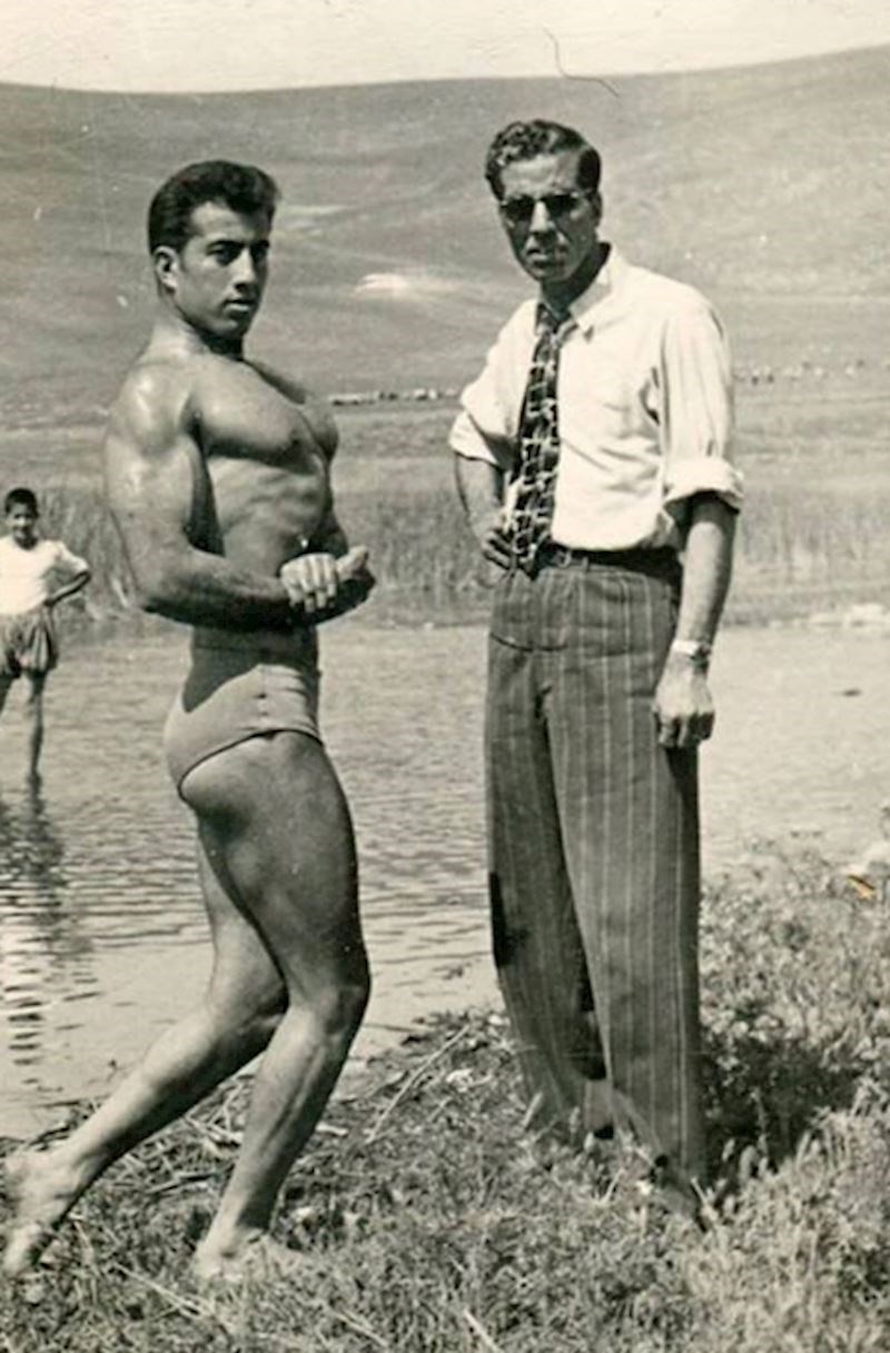 7. "Moj pradjed i njegov brat."