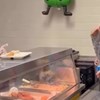 Video: Učenici jedne škole oduševili tisuće ljudi, pogledajte što su učinili za gluhonijemu kuharicu