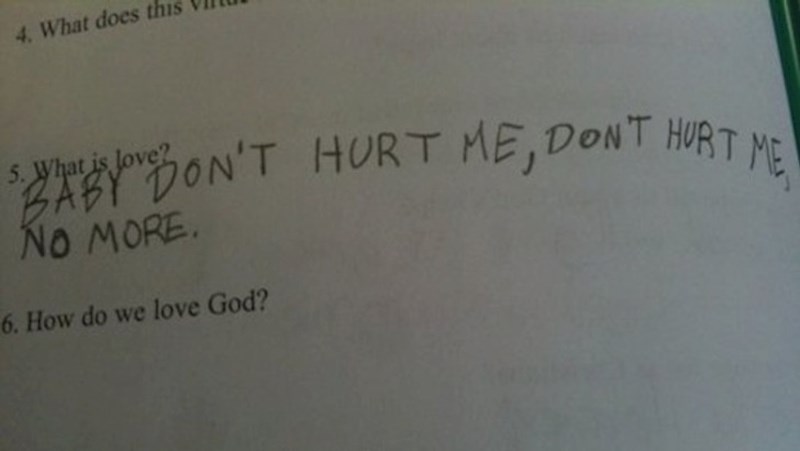 10. Jedna djevojčica je umjesto svog odgovora napisala stihove pjesme 😄