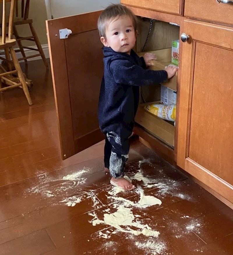 6. "Oh ne. Pronašao je gdje držimo formulu"