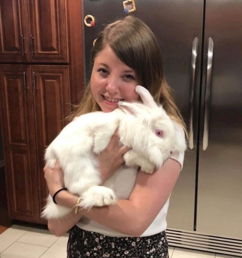 "Moja sestra ima 22 godine, a izgleda kao da ima 12"