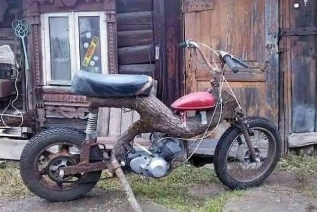 9. Svaka čast na trudu, ali mislimo da se nije sigurno voziti na ovome...